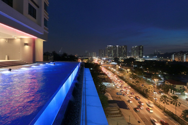 亞克力透明無邊泳池 亞克力透明無邊泳池