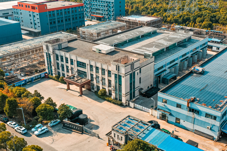 亞克力無邊透明玻璃空中泳池生產(chǎn)廠家