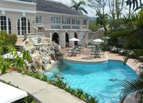 別墅游泳池的設(shè)計(jì)方案，瑞地格樂亞克力游泳池