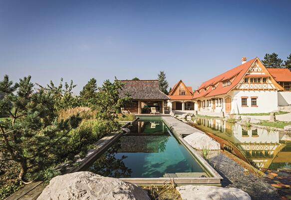 天然式游泳池設(shè)計(jì)，瑞地格樂亞克力游泳池