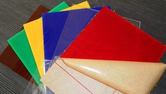 亞克力板材的性能特點，瑞地格樂亞克力游泳池