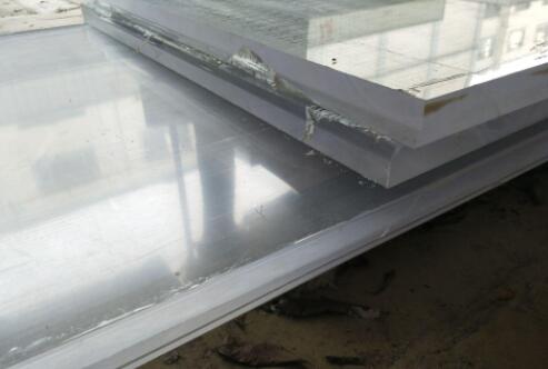 亞克力厚板的特點和優點,瑞地格樂亞克力游泳池