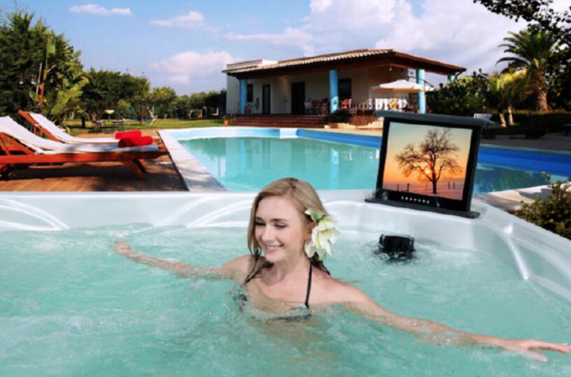 打造一個無邊際泳池要花多少錢,瑞地格樂亞克力游泳池