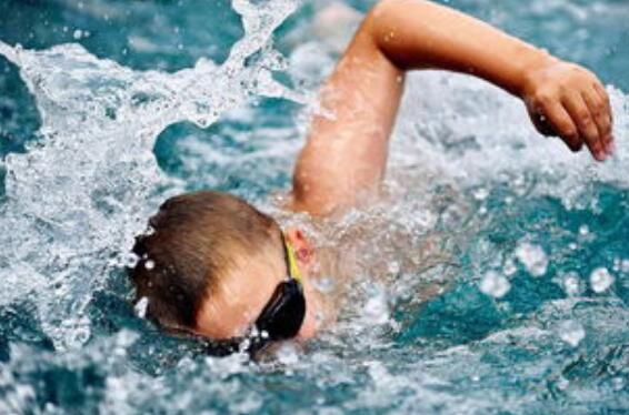 冬季游泳,一種新的健身方式,深圳市他拍檔科技有限公司